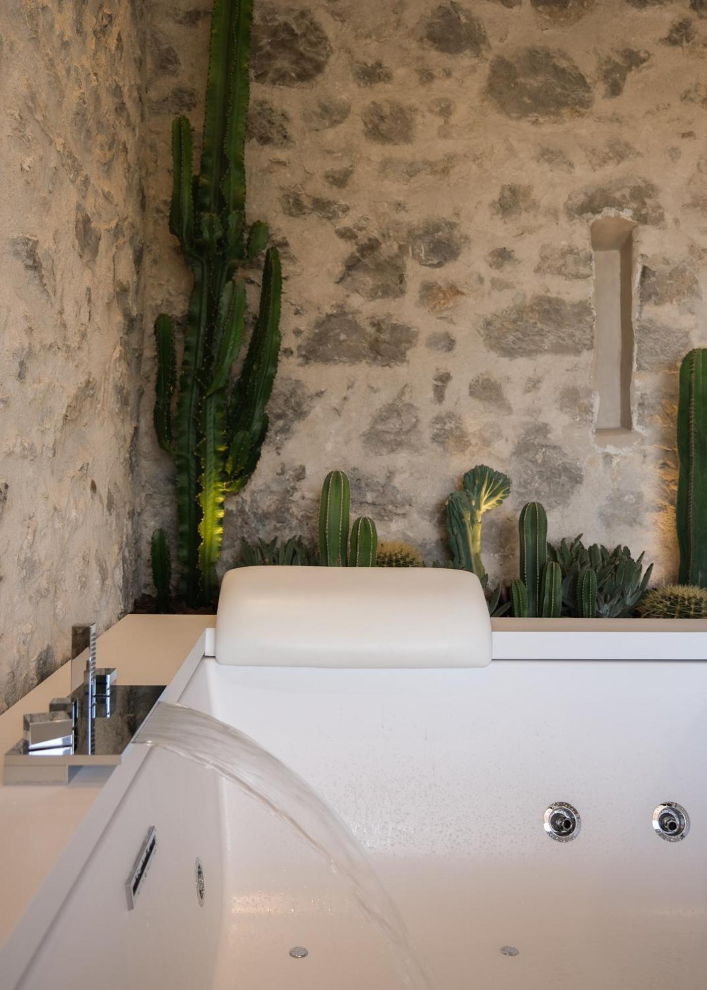 L'Abbaye Hotel La Colle-sur-Loup Εξωτερικό φωτογραφία